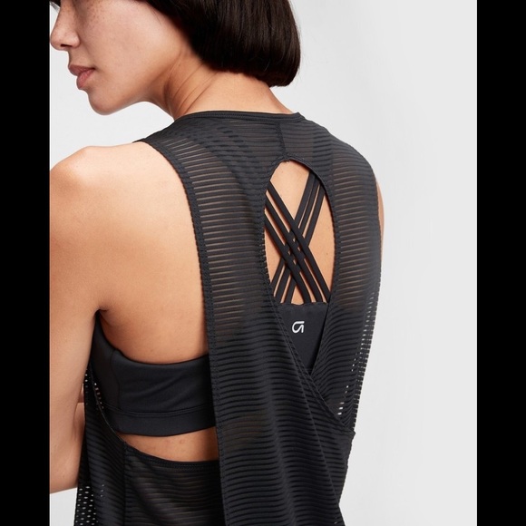 GapFit Shadow Stripe Crossback Tank Top - Picture 3 of 9